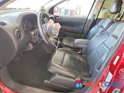 Zdjęcie 7 z 12 samochodu: 2011 JEEP COMPASS LIMITED VIN:1J4NF5FB9BD204800 - miniatura
