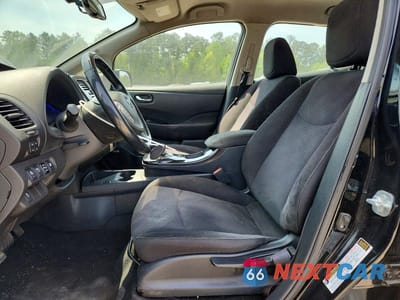 Zdjęcie 7 z 13 samochodu: 2015 NISSAN LEAF SV VIN:1N4AZ0CP1FC307371 - miniatura