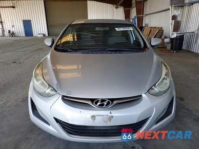 Piąte zdjęcie samochodu w środku: 2016 HYUNDAI ELANTRA SE VIN:5NPDH4AE8GH717240 - miniatura