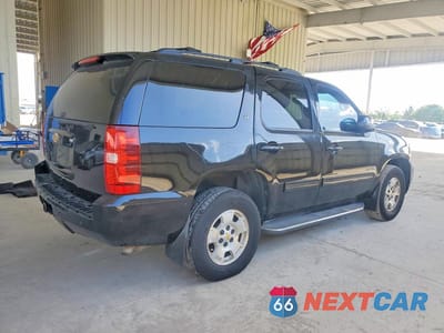 Trzecie zdjęcie samochodu z tyłu: 2013 CHEVROLET TAHOE C1500 LT VIN:1GNSCBE02DR252488 - miniatura