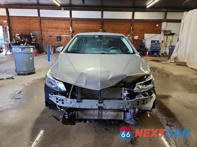 Piąte zdjęcie samochodu w środku: 2017 CHEVROLET CRUZE LT VIN:3G1BE5SM3HS557635 - miniatura