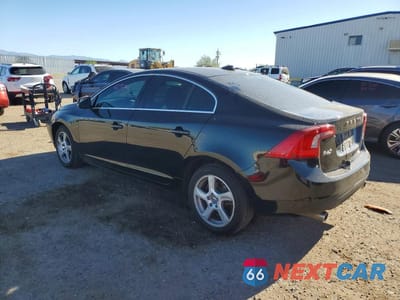 Drugie zdjęcie samochodu z przodu: 2013 VOLVO S60 T5 VIN:YV1612FH2D2221118 - miniatura