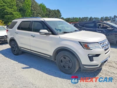 Czwarte zdjęcie samochodu z boku: 2018 FORD EXPLORER LIMITED VIN:1FM5K7F88JGA85311 - miniatura