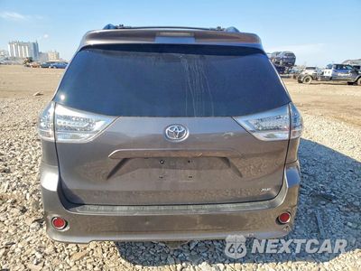Zdjęcie 6 z 13 samochodu: 2011 TOYOTA SIENNA SE 8-PASSENGER VIN:5TDXK3DC3BS125556 - miniatura