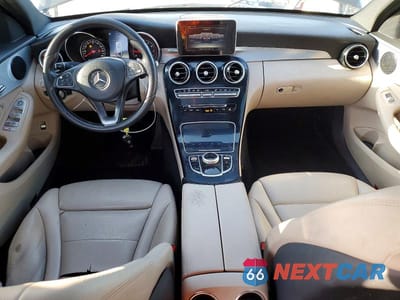 Zdjęcie 8 z 12 samochodu: 2018 MERCEDES-BENZ C 300 VIN:55SWF4JB9JU239113 - miniatura