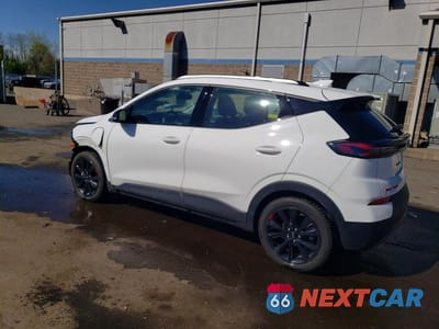 Drugie zdjęcie samochodu z przodu: 2023 CHEVROLET BOLT EUV LT VIN:1G1FY6S08P4196607 - miniatura