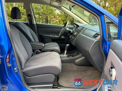 Piąte zdjęcie samochodu w środku: 2009 NISSAN VERSA 1.8 S VIN:3N1BC13EX9L416301 - miniatura