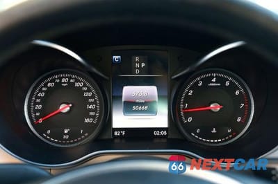 Zdjęcie 8 z 10 samochodu: 2018 MERCEDES-BENZ C 300 VIN:55SWF4JB5JU276403 - miniatura