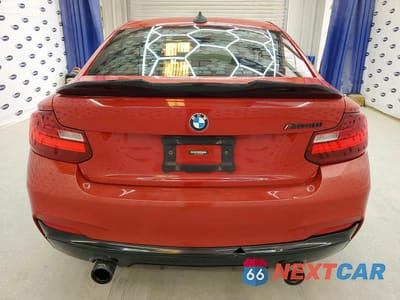 Zdjęcie 6 z 12 samochodu: 2017 BMW M240I VIN:WBA2G1C52HV638893 - miniatura