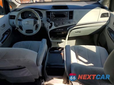 Zdjęcie 8 z 11 samochodu: 2011 TOYOTA SIENNA LE VIN:5TDKK3DC1BS046901 - miniatura
