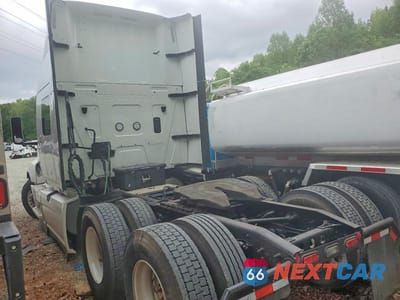 Trzecie zdjęcie samochodu z tyłu: 2024 INTERNATIONAL LT62F SEMI TRUCK VIN:3HSDZAPR0RN087752 - miniatura