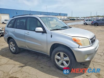 Czwarte zdjęcie samochodu z boku: 2005 TOYOTA RAV4 BASE VIN:JTEHD20VX56024434 - miniatura