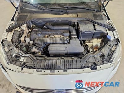 Zdjęcie 11 z 12 samochodu: 2014 VOLVO S60 T5 VIN:YV1612FH7E2275127 - miniatura