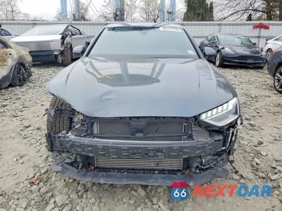 Piąte zdjęcie samochodu w środku: 2022 AUDI A4 PRESTIGE 45 VIN:WAUFAAF43NN013131 - miniatura