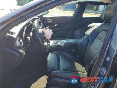 Zdjęcie 7 z 12 samochodu: 2019 MERCEDES-BENZ C 300 4MATIC VIN:55SWF8EB2KU307495 - miniatura