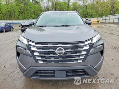 Piąte zdjęcie samochodu w środku: 2024 NISSAN ROGUE S VIN:5N1BT3AB1RC678118 - miniatura