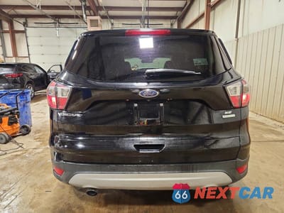 Zdjęcie 6 z 13 samochodu: 2017 FORD ESCAPE SE VIN:1FMCU0GD9HUC17167 - miniatura