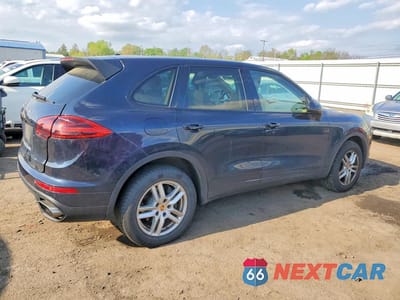 Trzecie zdjęcie samochodu z tyłu: 2016 PORSCHE CAYENNE VIN:WP1AA2A27GKA11197 - miniatura