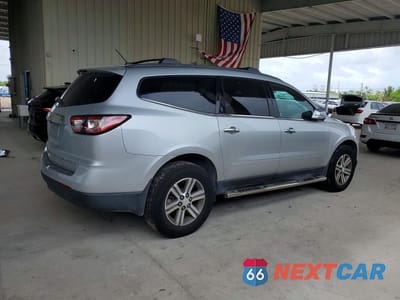 Trzecie zdjęcie samochodu z tyłu: 2015 CHEVROLET TRAVERSE LT VIN:1GNKRGKD2FJ321927 - miniatura