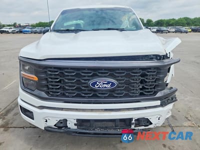 Piąte zdjęcie samochodu w środku: 2024 FORD F150 STX VIN:1FTEW2KPXRKF67196 - miniatura