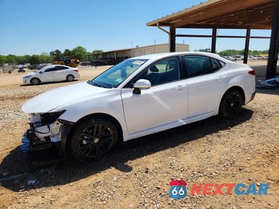 2025 TOYOTA CAMRY SE 4T1DAACK9SU646291 - główne zdjęcie licytacji z USA - miniatura