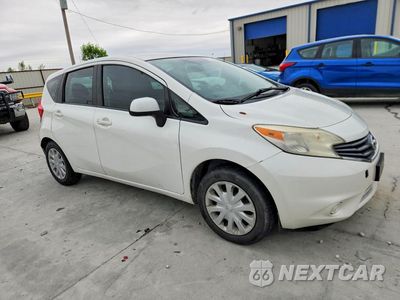 Czwarte zdjęcie samochodu z boku: 2014 NISSAN VERSA NOTE S VIN:3N1CE2CP5EL374961 - miniatura