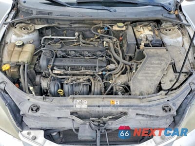 Zdjęcie 11 z 12 samochodu: 2004 MAZDA 3 HATCHBACK VIN:JM1BK343341113966 - miniatura