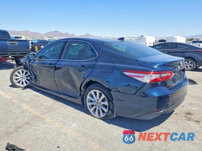 Drugie zdjęcie samochodu z przodu: 2020 TOYOTA CAMRY LE VIN:4T1C11AK4LU998033 - miniatura