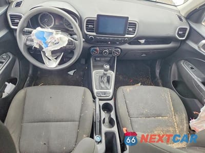 Zdjęcie 8 z 12 samochodu: 2022 HYUNDAI VENUE SE VIN:KMHRB8A34NU193998 - miniatura