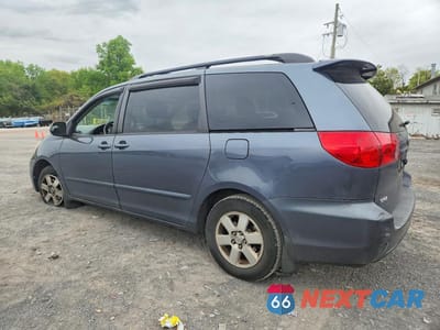 Drugie zdjęcie samochodu z przodu: 2010 TOYOTA SIENNA LE 7-PASSENGER VIN:5TDKK4CC4AS330173 - miniatura