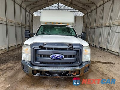 Piąte zdjęcie samochodu w środku: 2012 FORD F350 SUPER DUTY VIN:1FT8X3C60CEB34885 - miniatura