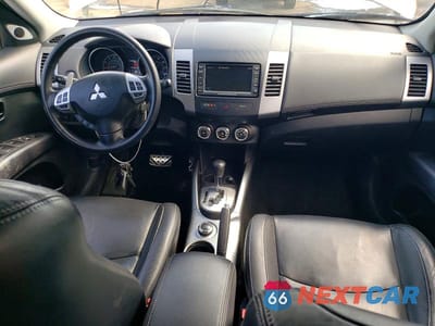 Zdjęcie 8 z 12 samochodu: 2010 MITSUBISHI OUTLANDER GT VIN:JA4JT5AX0AZ005016 - miniatura