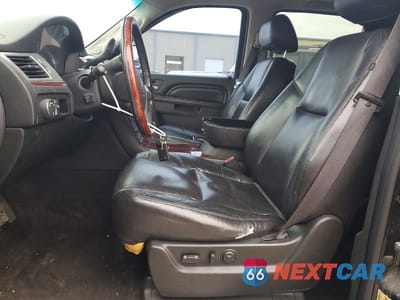 Zdjęcie 7 z 13 samochodu: 2011 CADILLAC ESCALADE ESV LUXURY VIN:1GYS3HEF6BR200479 - miniatura