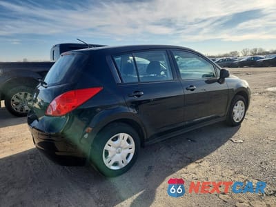 Trzecie zdjęcie samochodu z tyłu: 2010 NISSAN VERSA 1.8 S VIN:3N1BC1CP1AL371819 - miniatura