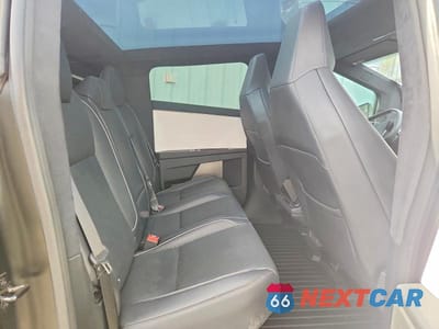 Zdjęcie 11 z 13 samochodu: 2024 TESLA CYBERTRUCK VIN:7G2CEHED1RA001322 - miniatura