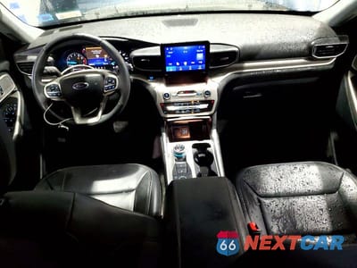 Zdjęcie 8 z 14 samochodu: 2024 FORD EXPLORER XLT VIN:1FMSK8DH1RGA23286 - miniatura