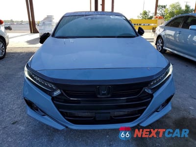 Piąte zdjęcie samochodu w środku: 2022 HONDA ACCORD SPORT VIN:1HGCV2F35NA020582 - miniatura