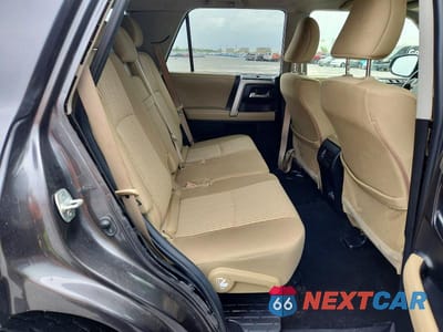 Zdjęcie 11 z 12 samochodu: 2023 TOYOTA 4RUNNER SR5 VIN:JTEEU5JR0P5279057 - miniatura