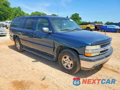 Czwarte zdjęcie samochodu z boku: 2006 CHEVROLET SUBURBAN K1500 VIN:3GNFK16Z66G244988 - miniatura