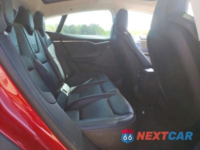 Zdjęcie 10 z 12 samochodu: 2014 TESLA MODEL S VIN:5YJSA1H2XEFP62536 - miniatura