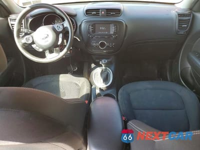 Zdjęcie 8 z 12 samochodu: 2017 KIA SOUL + VIN:KNDJP3A58H7475183 - miniatura