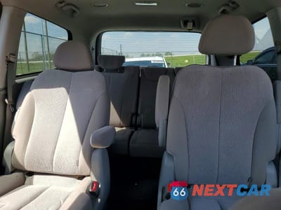 Zdjęcie 10 z 13 samochodu: 2011 KIA SEDONA LX VIN:KNDMG4C7XB6370109 - miniatura