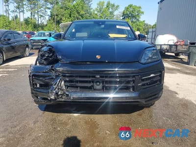 Piąte zdjęcie samochodu w środku: 2024 PORSCHE CAYENNE COUPE VIN:WP1BA2AY7RDA55877 - miniatura