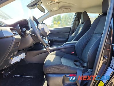 Zdjęcie 7 z 13 samochodu: 2021 TOYOTA C-HR LE VIN:NMTKHMBX2MR122928 - miniatura