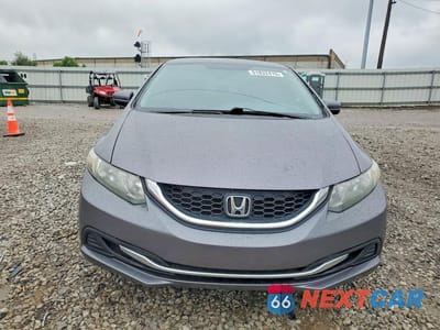 Piąte zdjęcie samochodu w środku: 2014 HONDA CIVIC LX VIN:19XFB2F51EE048768 - miniatura