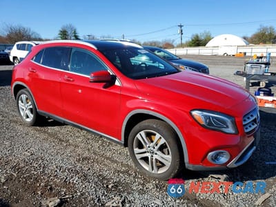 Czwarte zdjęcie samochodu z boku: 2019 MERCEDES-BENZ GLA 250 4MATIC VIN:WDCTG4GB2KJ545924 - miniatura