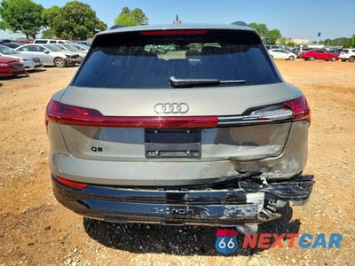 Zdjęcie 6 z 14 samochodu: 2024 AUDI Q8 E-TRON PREMIUM PLUS VIN:WA15AAGE2RB050596 - miniatura