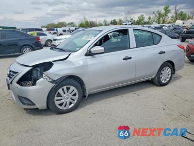 2017 NISSAN VERSA 1.6 S PLUS 3N1CN7AP0HL903821 - główne zdjęcie licytacji z USA - miniatura