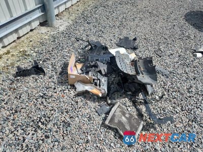 Zdjęcie 13 z 13 samochodu: 2013 LAND ROVER RANGE ROVER SUPERCHARGED VIN:SALGS2EF8DA122826 - miniatura