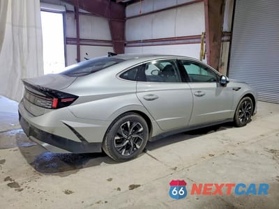 Trzecie zdjęcie samochodu z tyłu: 2024 HYUNDAI SONATA SEL VIN:KMHL64JA2RA384862 - miniatura